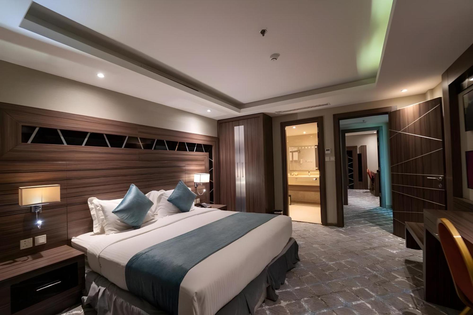 Continent Sumou Hotel Эль-Хубар Экстерьер фото